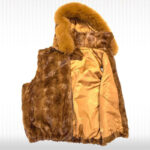 Men's Whisky Mink Diamond Cut Fox Fur Hooded Vest - Image 2